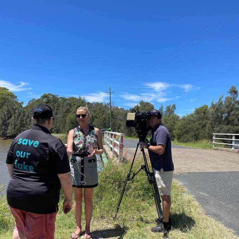 Holiday Makers have hit the water at Lake Cathie